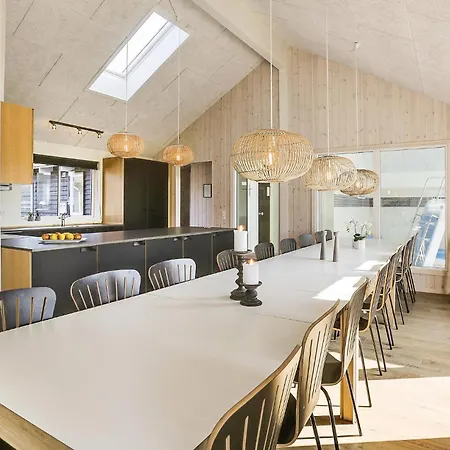 Cozy In With Indoor Swimming Pool Holiday home *