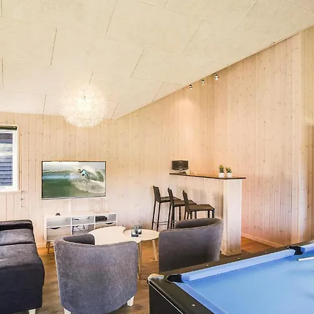 Holiday home Cozy In With Indoor Swimming Pool Vejby
